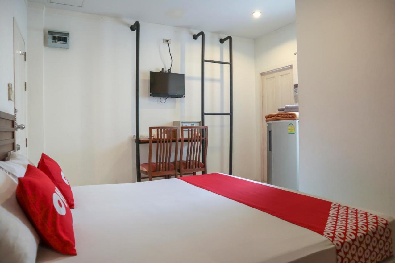 Oyo 1032 Beds Patong Hotel Phuket Ngoại thất bức ảnh