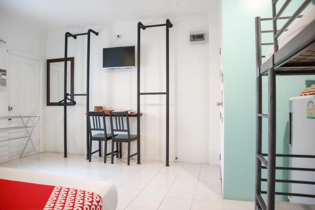 Oyo 1032 Beds Patong Hotel Phuket Ngoại thất bức ảnh